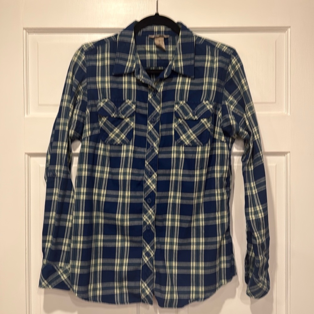 Duluth ladies flannel size Medium